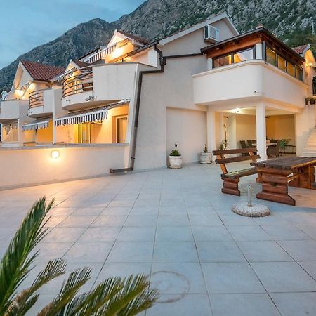 Apartments Ivardic Kotor Exterior foto